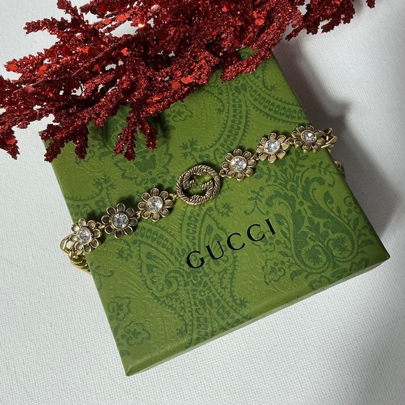 Gucci Retro GG Gold and Crystal Bracelet - Picture 1 of 3